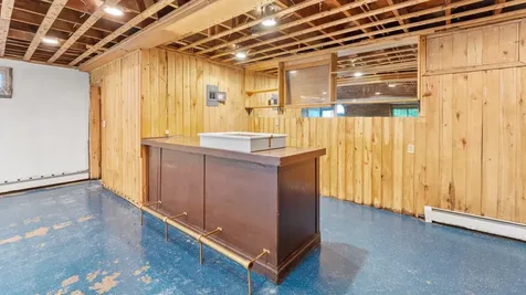 205 N Commercial Avenue Sandstone MN 55072