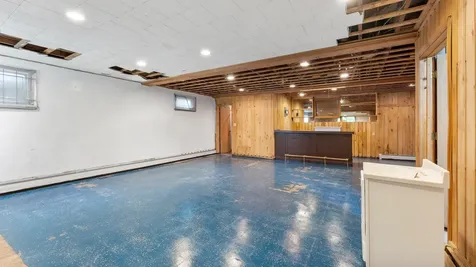 205 N Commercial Avenue Sandstone MN 55072