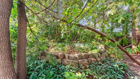 205 N Commercial Avenue Sandstone MN 55072