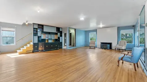 205 N Commercial Avenue Sandstone MN 55072