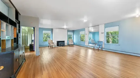 205 N Commercial Avenue Sandstone MN 55072