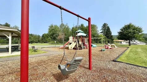 13 Jasper Street Soudan MN 55782-3607