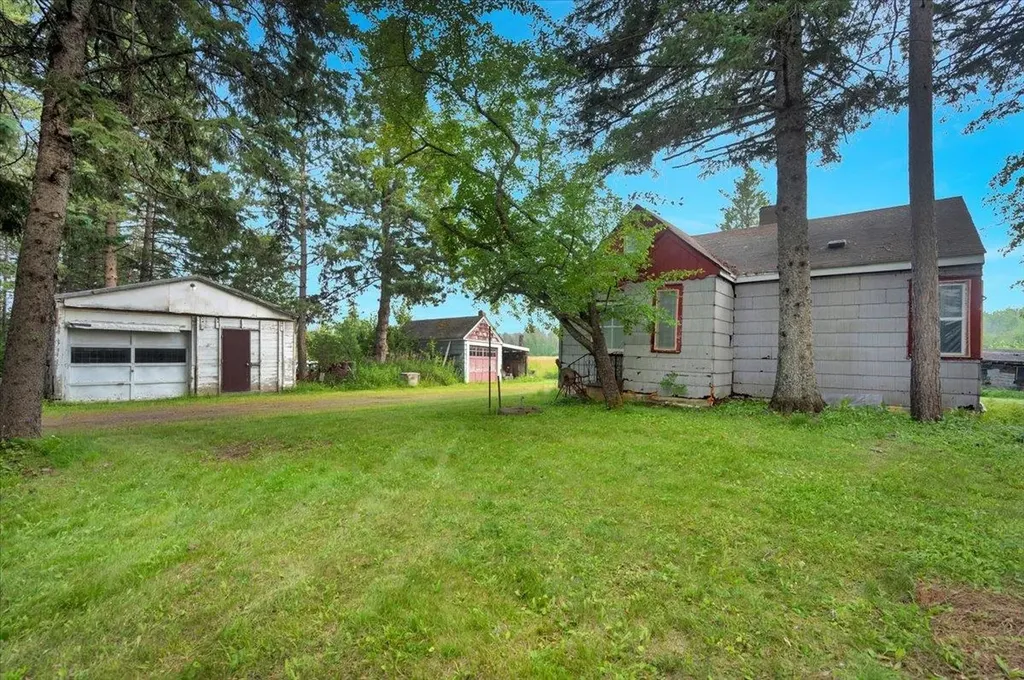 3744 Riley Road Rice Lake MN 55803