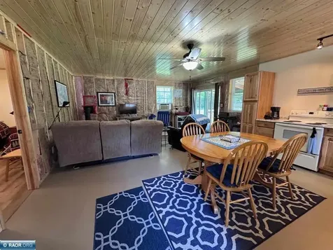 2964 Chaps Road Cook MN 55723