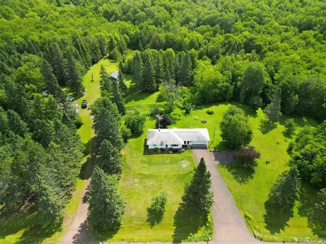 532X Caribou Trail Lutsen MN 55612