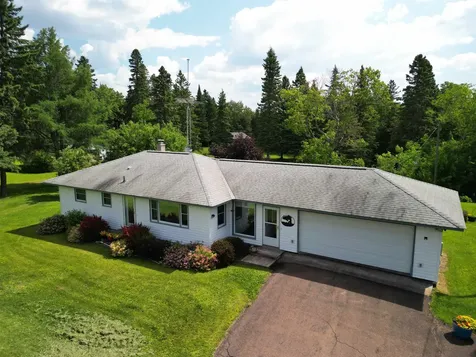 532X Caribou Trail Lutsen MN 55612