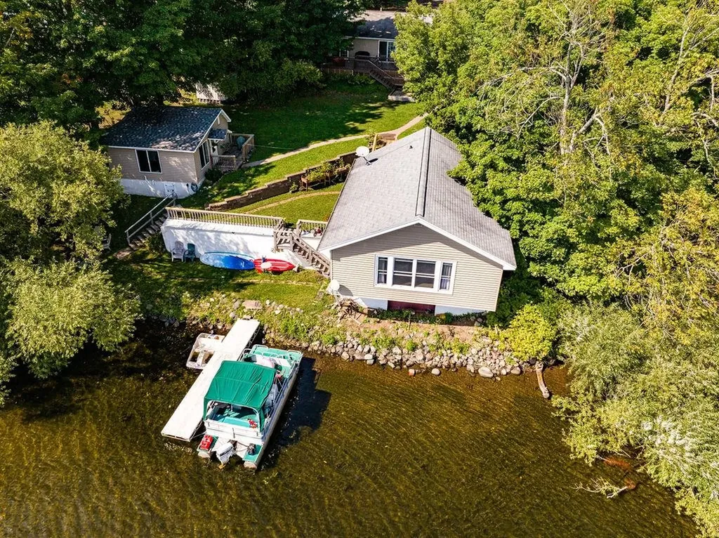 5886 N Pike Lake Road Duluth MN 55811