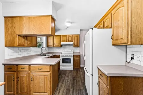 56 Helberg Road Esko MN 55733