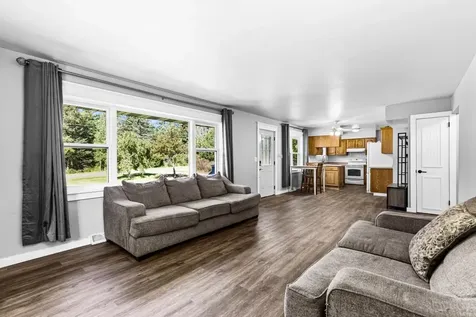 56 Helberg Road Esko MN 55733