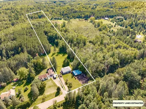 56 Helberg Road Esko MN 55733