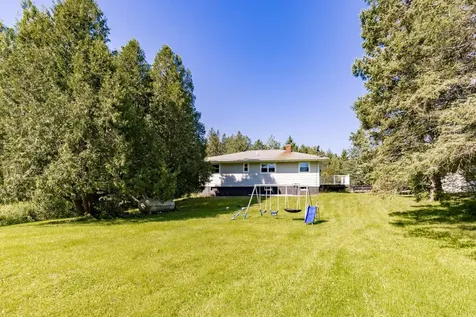 56 Helberg Road Esko MN 55733