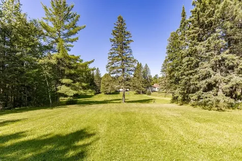 56 Helberg Road Esko MN 55733