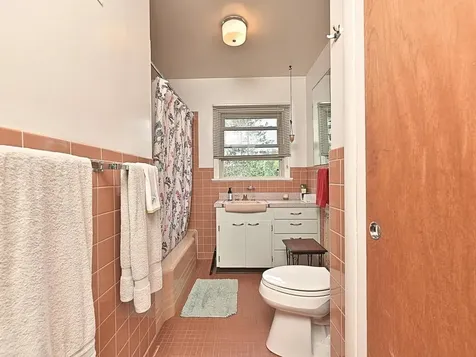 7 Kent Lane Silver Bay MN 55603