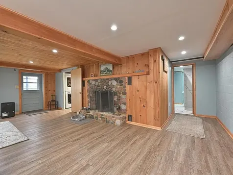 7 Kent Lane Silver Bay MN 55603