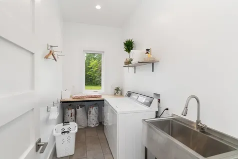 1229 Knife River Road Two Harbors MN 55616-38