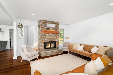 1229 Knife River Road Two Harbors MN 55616-38