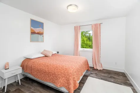 1229 Knife River Road Two Harbors MN 55616-38