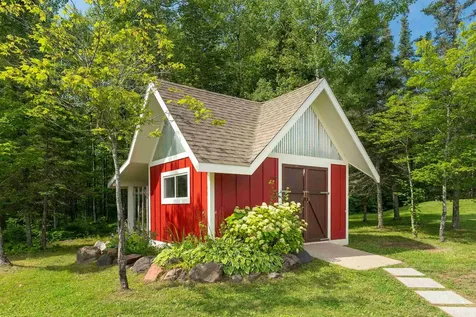 1229 Knife River Road Two Harbors MN 55616-38