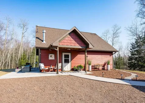 7070 Rice Lake Road Duluth MN 55803