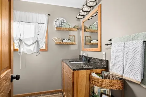 7070 Rice Lake Road Duluth MN 55803