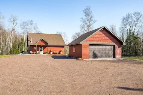 7070 Rice Lake Road Duluth MN 55803