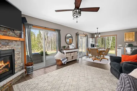 7070 Rice Lake Road Duluth MN 55803