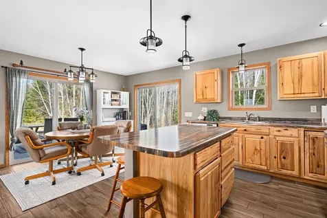 7070 Rice Lake Road Duluth MN 55803