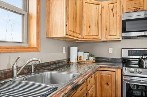 7070 Rice Lake Road Duluth MN 55803