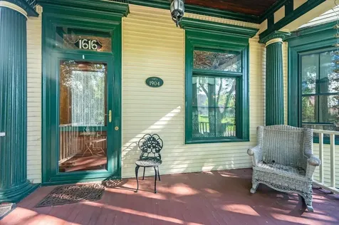 1616 E 1st Street Duluth MN 55812