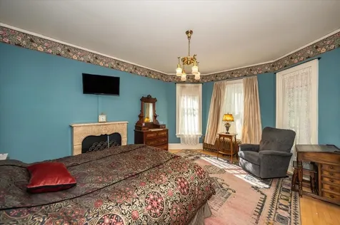 1616 E 1st Street Duluth MN 55812