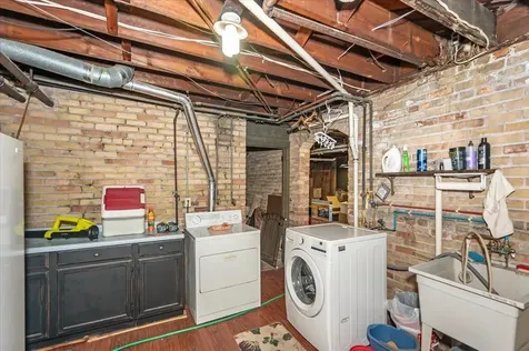 1616 E 1st Street Duluth MN 55812