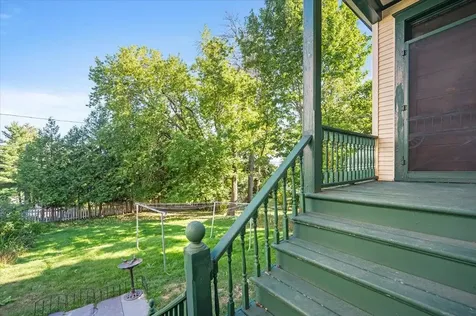 1616 E 1st Street Duluth MN 55812