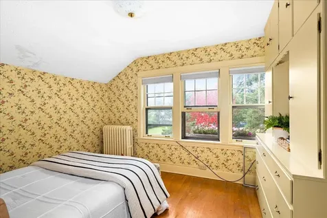 1818 Vermilion Road Duluth MN 55803