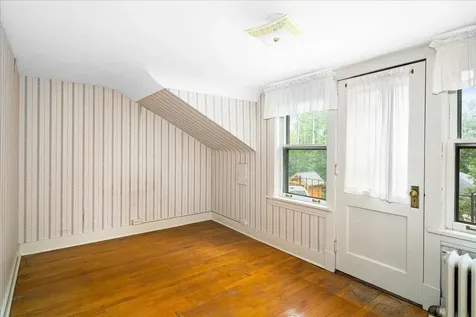 1818 Vermilion Road Duluth MN 55803