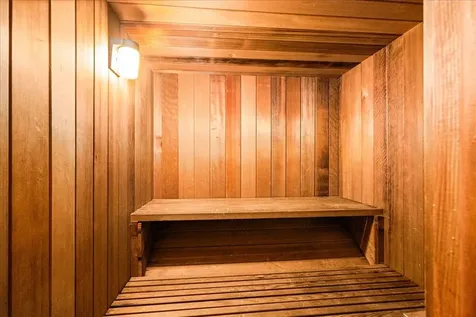 1818 Vermilion Road Duluth MN 55803