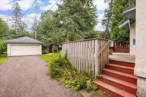 1818 Vermilion Road Duluth MN 55803