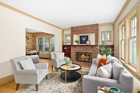 1818 Vermilion Road Duluth MN 55803