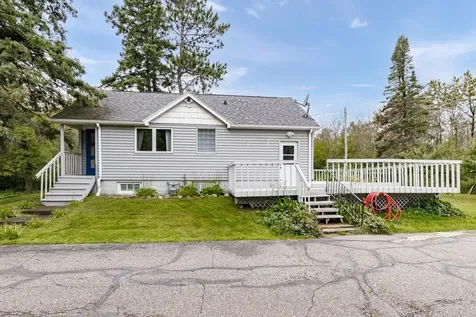 1731 W Arrowhead Road Duluth MN 55811