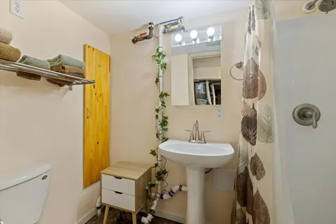 2219 W 22nd Street Duluth MN 55811