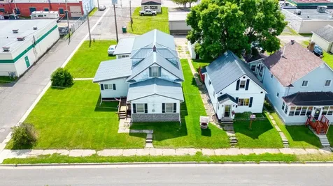 15 W 4th Avenue N Aurora MN 55705-0000