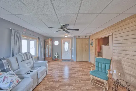 15 W 4th Avenue N Aurora MN 55705-0000