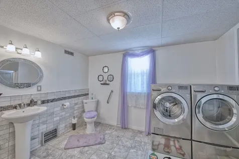 15 W 4th Avenue N Aurora MN 55705-0000