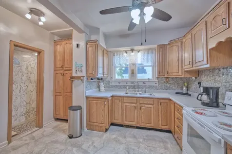 15 W 4th Avenue N Aurora MN 55705-0000