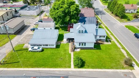 15 W 4th Avenue N Aurora MN 55705-0000