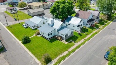 15 W 4th Avenue N Aurora MN 55705-0000