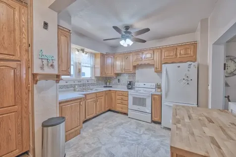 15 W 4th Avenue N Aurora MN 55705-0000