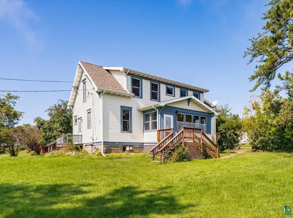 1502 8th Avenue Two Harbors MN 55616