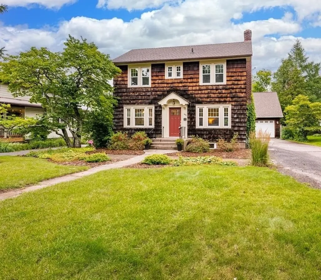 1838 Vermilion Road Duluth MN 55803