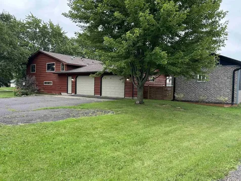 2904 E 7th Street Superior WI 54880
