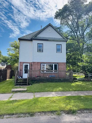1922 Iowa Avenue Superior WI 54880
